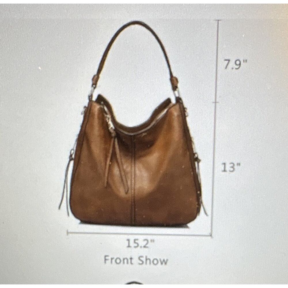 Realer Shoulder Bag, Medium, Zip Closure, Pockets, Gold Hardware, Faux leather
